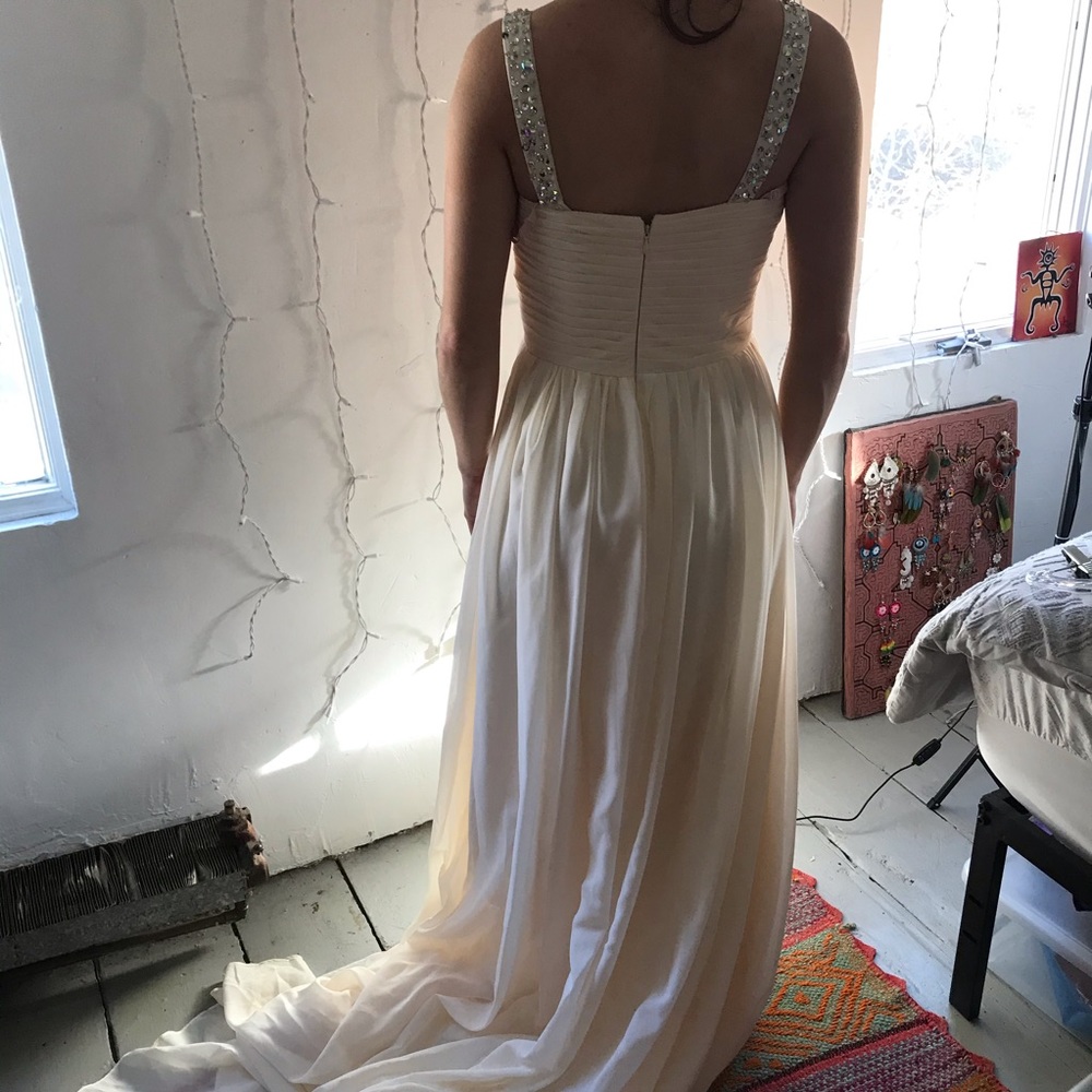 Prom/Formal Dress - Picture 2 of 5
